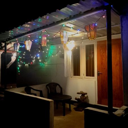 Fly Infinity - Home Stay Kandy Exterior foto