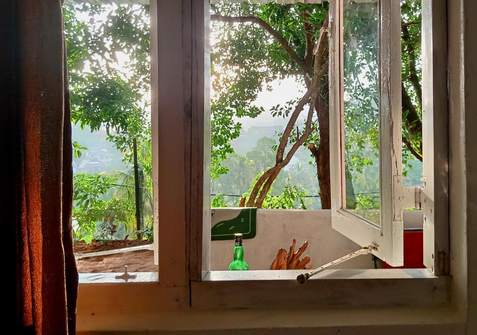Fly Infinity - Home Stay Kandy Exterior foto